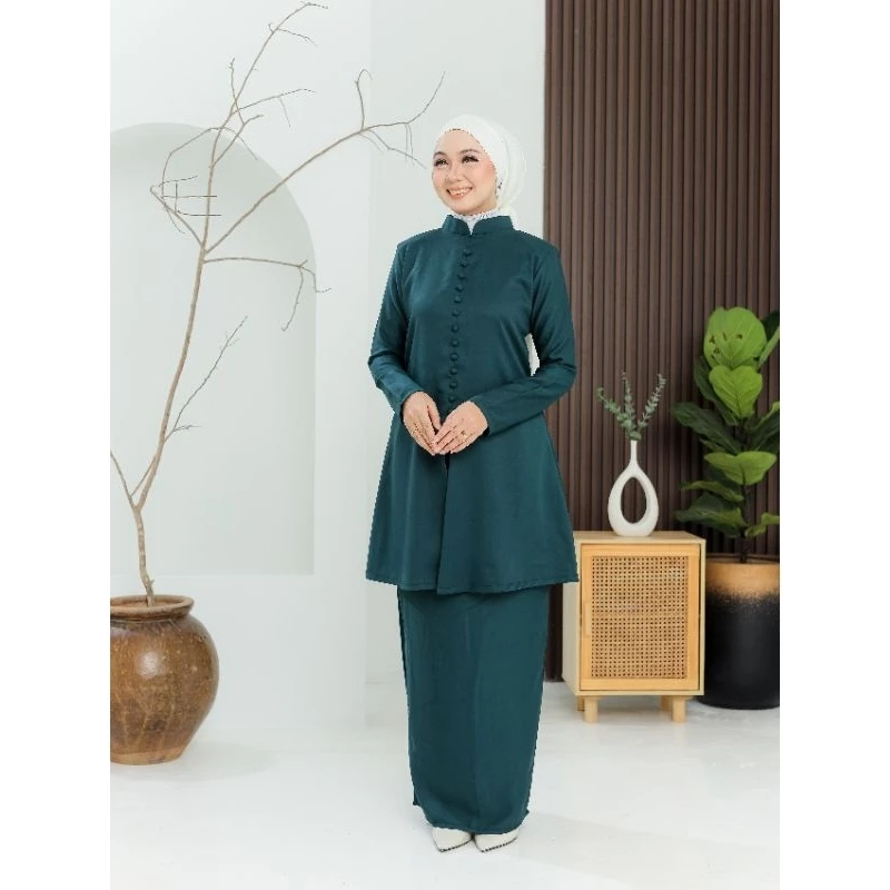 Kabaya Jelita Suit