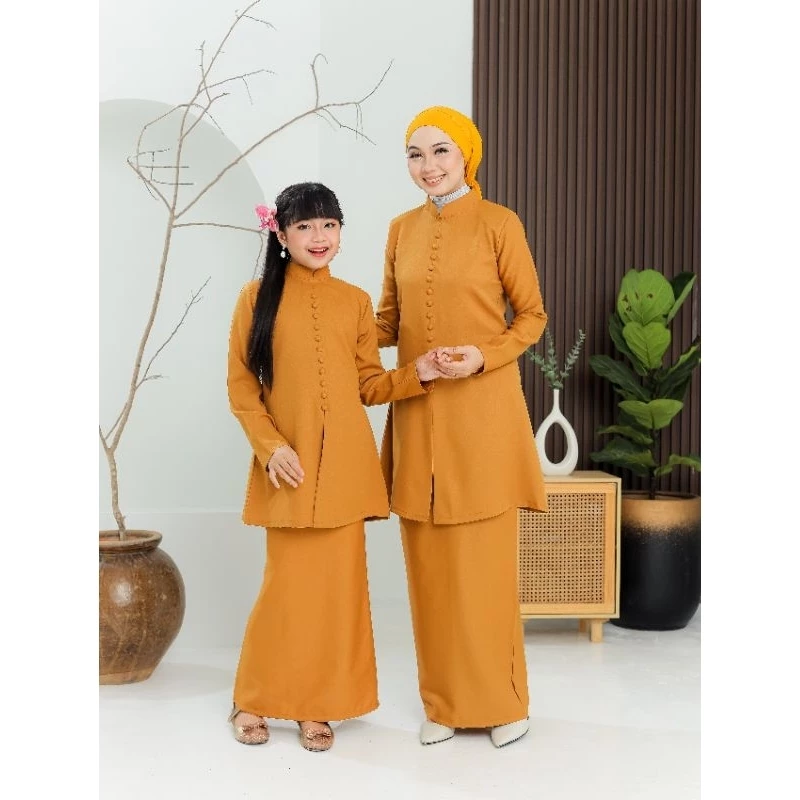Kabaya Jelita Suit